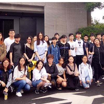 鉴赏与创作——M50桃浦创意园学习参观活动